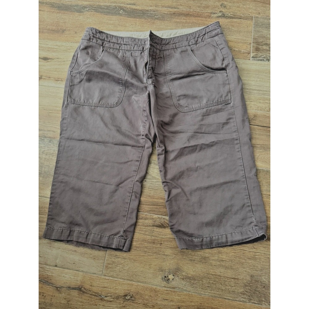 The North‎ Face Women Shorts Size 8 15" inseam Eggplant Color